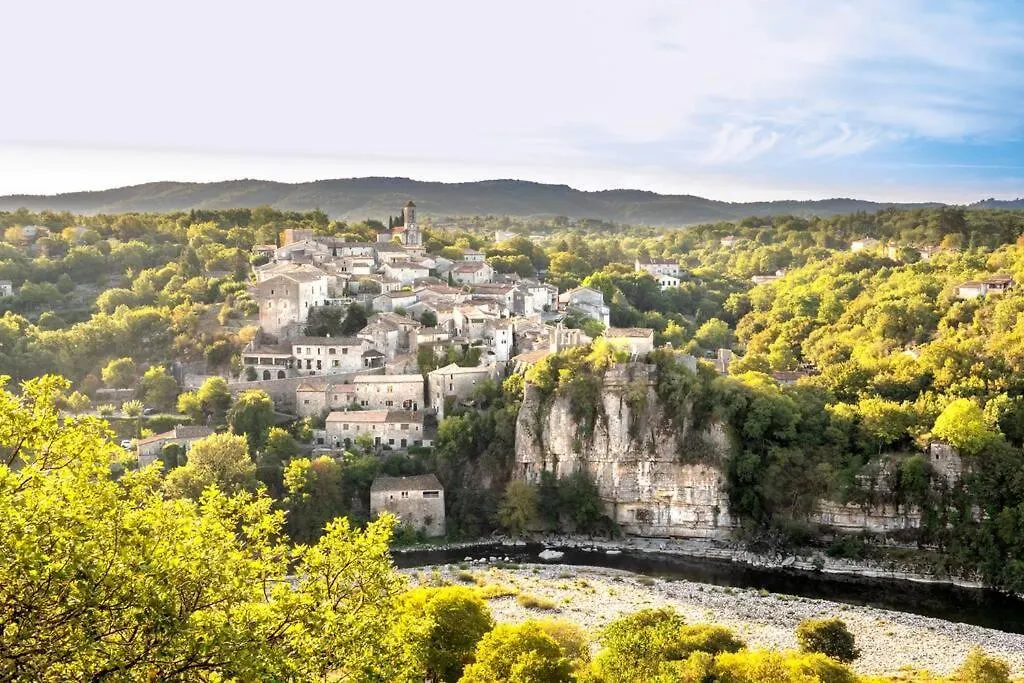 Vakantiehuis Les Oliviers Gite Grand Confort Au Calme Classe 3 Etoiles Balazuc Frankrijk